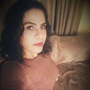 Meet your Posher, Antonia